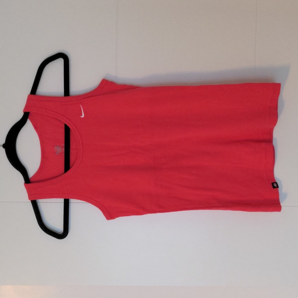 Nike tank